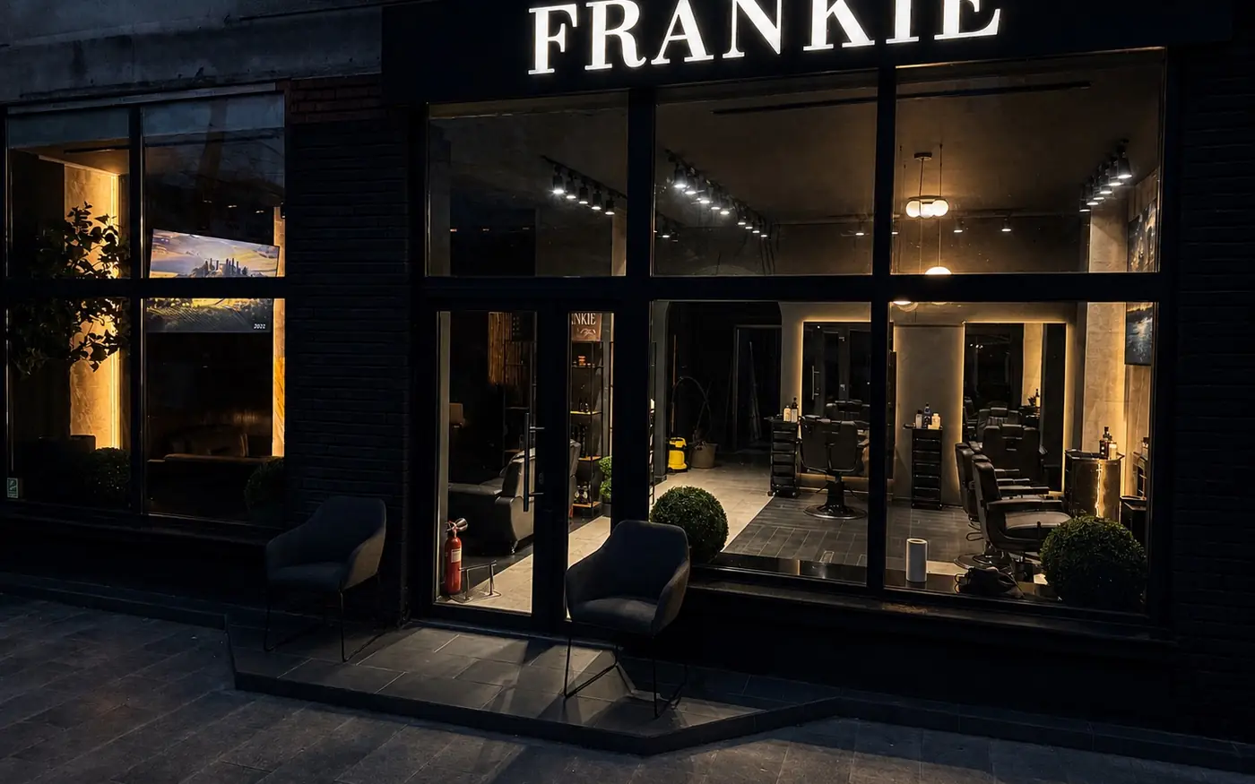 Fațada FRANKIE STUDIO pe Strada Băneasa
